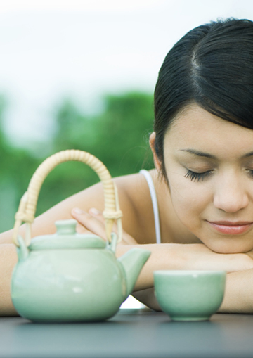 woman-tea-health